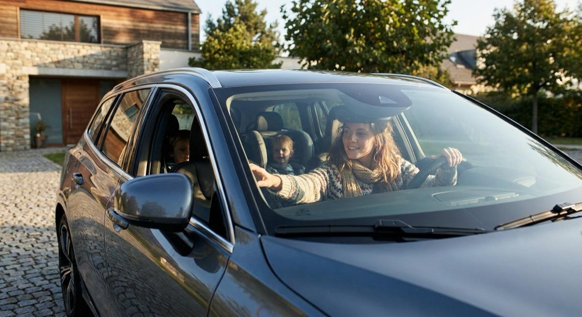 Au-pair am Steuer: Führerschein, Versicherung und das richtige Vorgehen nach einem Unfall