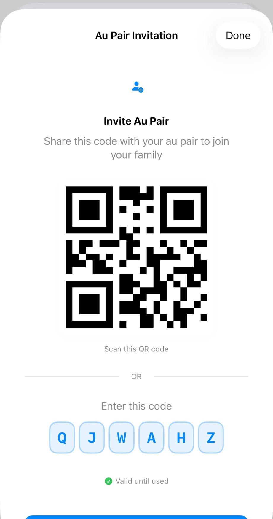 Einladungsbildschirm mit QR-Code und Einladungscode (85ABE9)